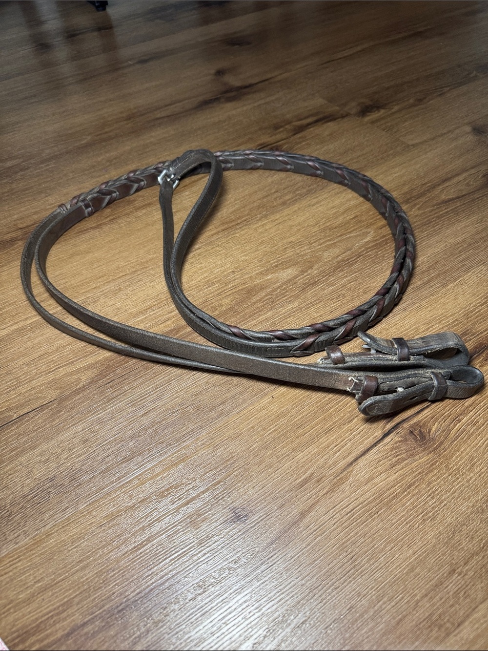 🐴 Brown Leather Laced Reins. 54"x 5/8" 🐴